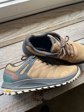 Merrell Men's Tan and Green Trail Running Shoes